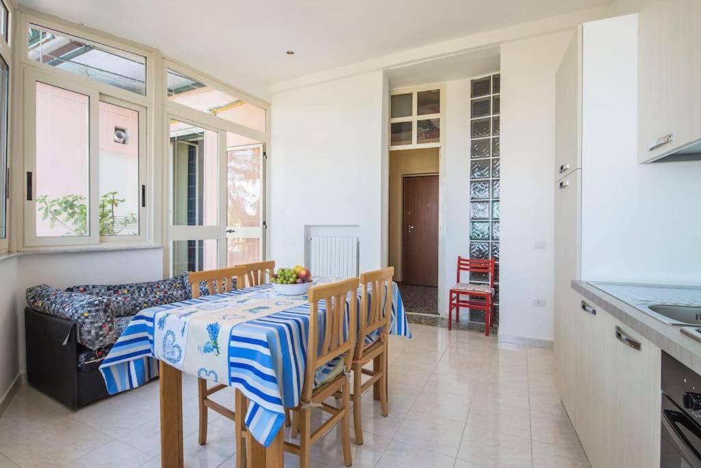 Apartamento Casa Panoramica Castellammare di Stabia Exterior foto