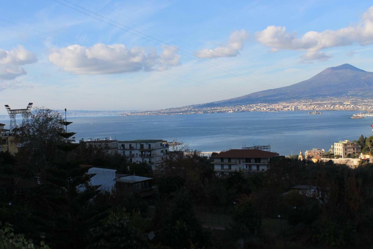 Apartamento Casa Panoramica Castellammare di Stabia Exterior foto